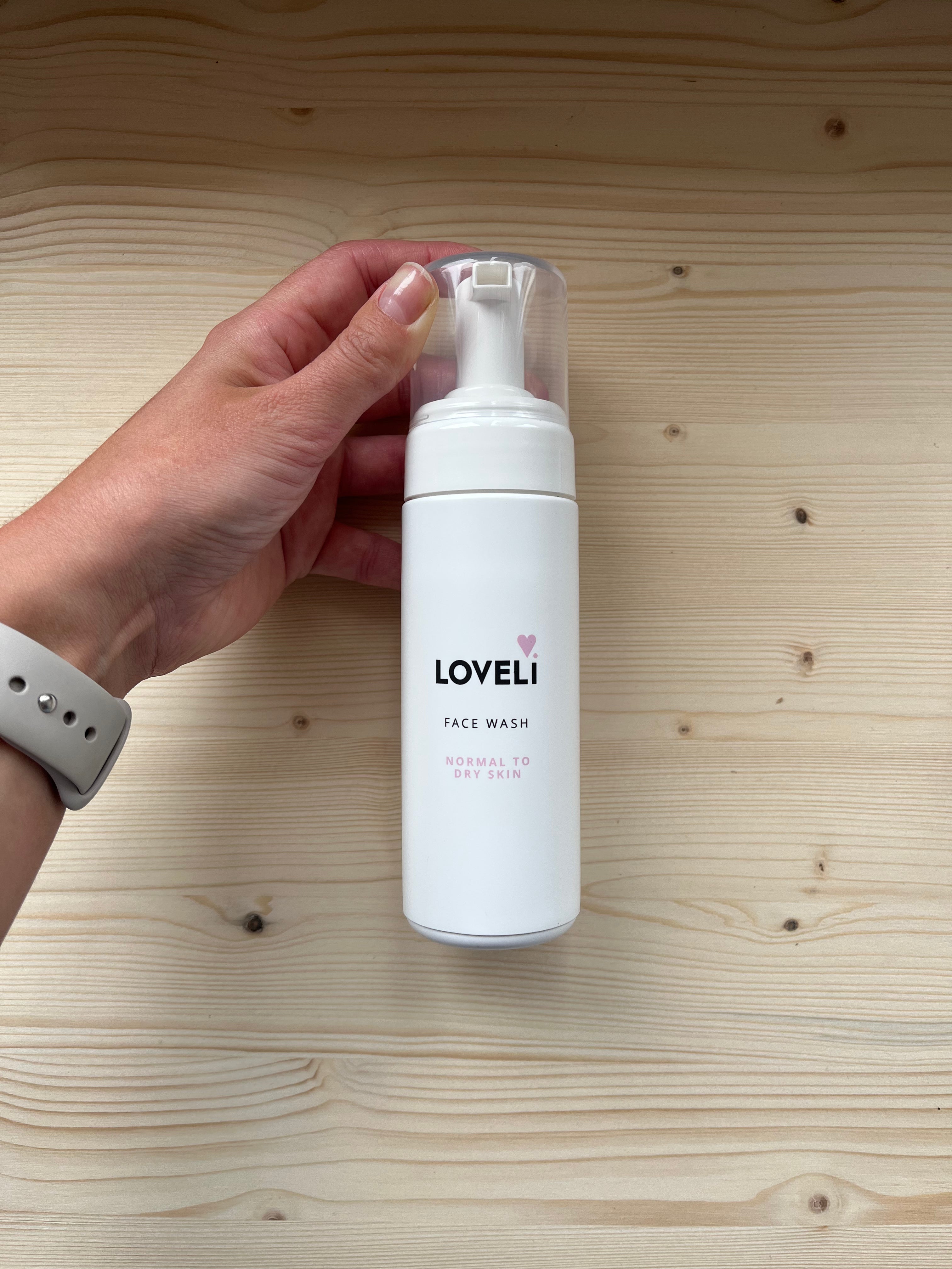 Loveli facewash | 150 ml