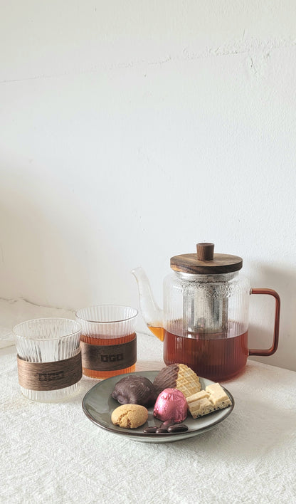 Theepot Karl met 2 theekopjes