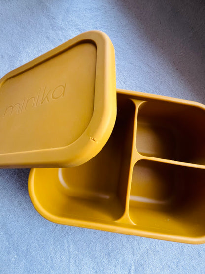 Lunchbox met 3 vakken - okergeel (met beschadiging)