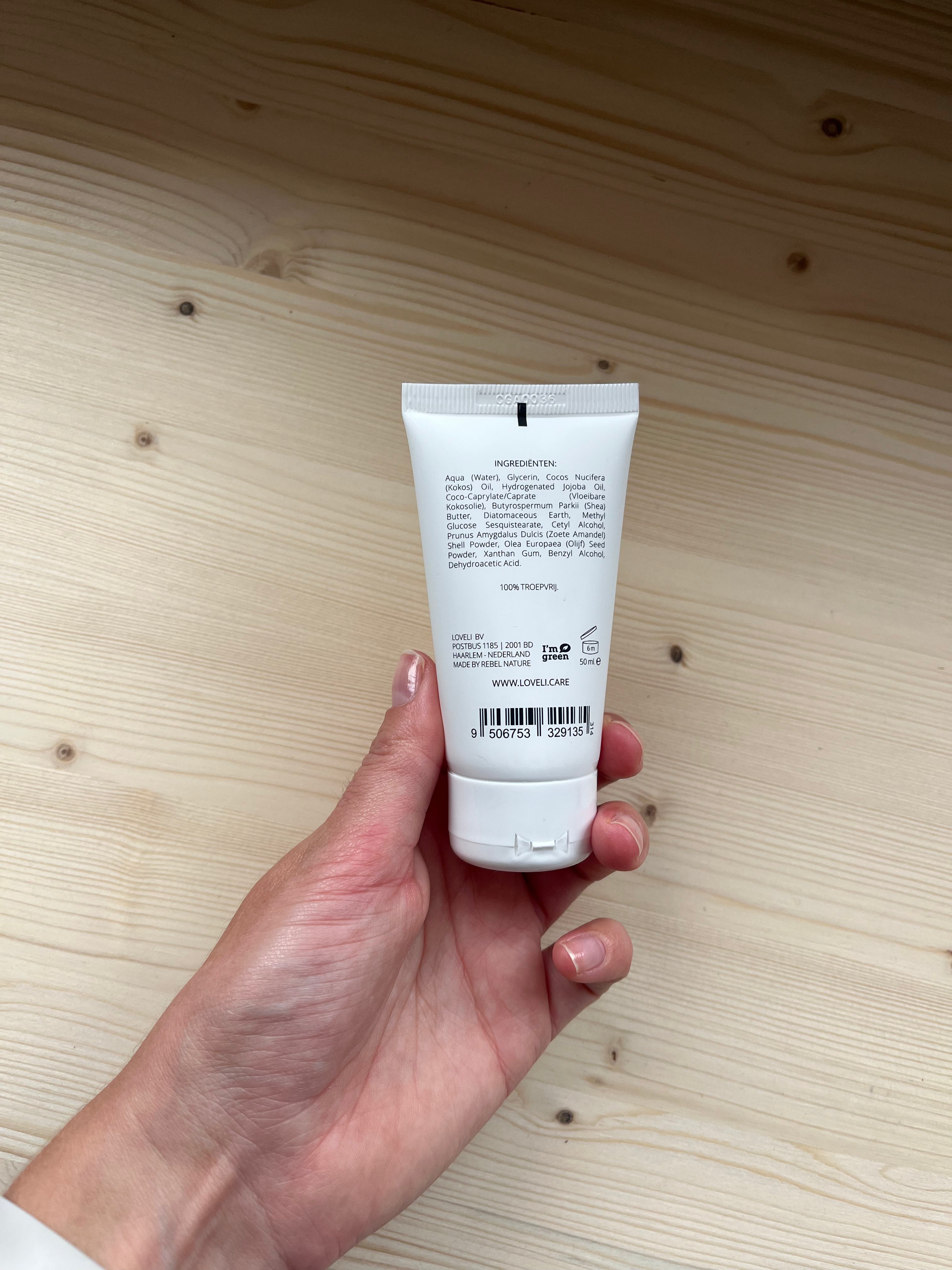 Loveli Face scrub | 50 ml