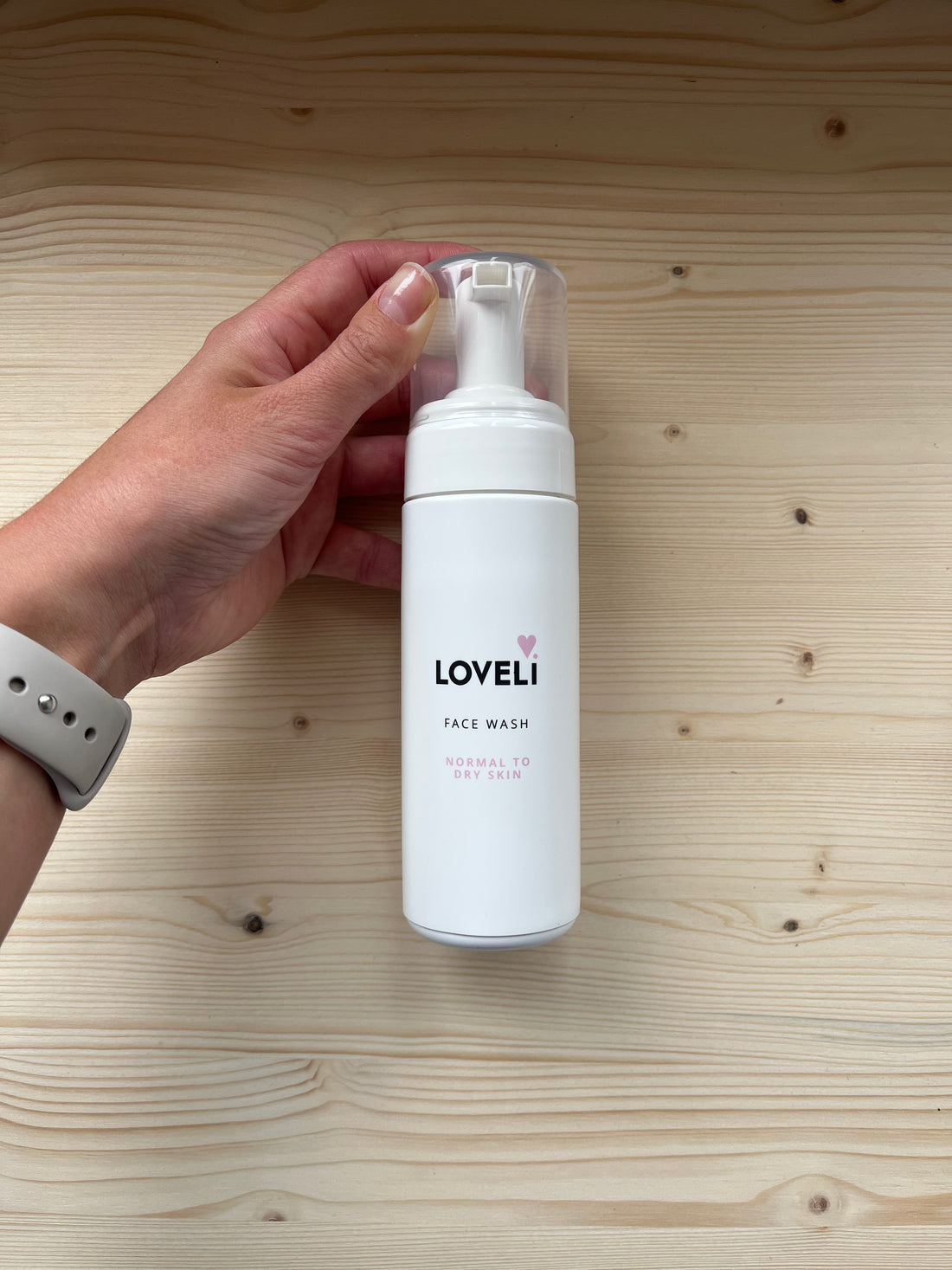 Loveli facewash | 150 ml
